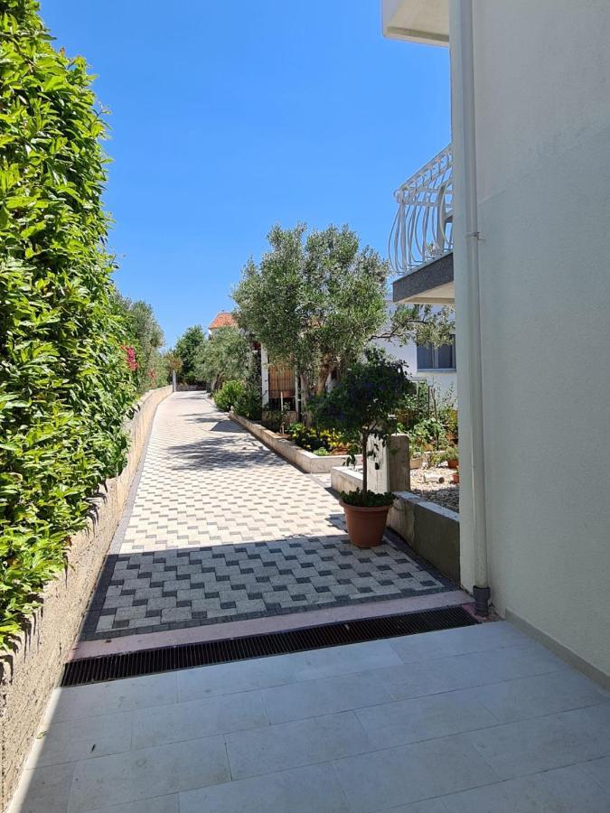 Apartments Jurić Brodarica  Zewnętrze zdjęcie